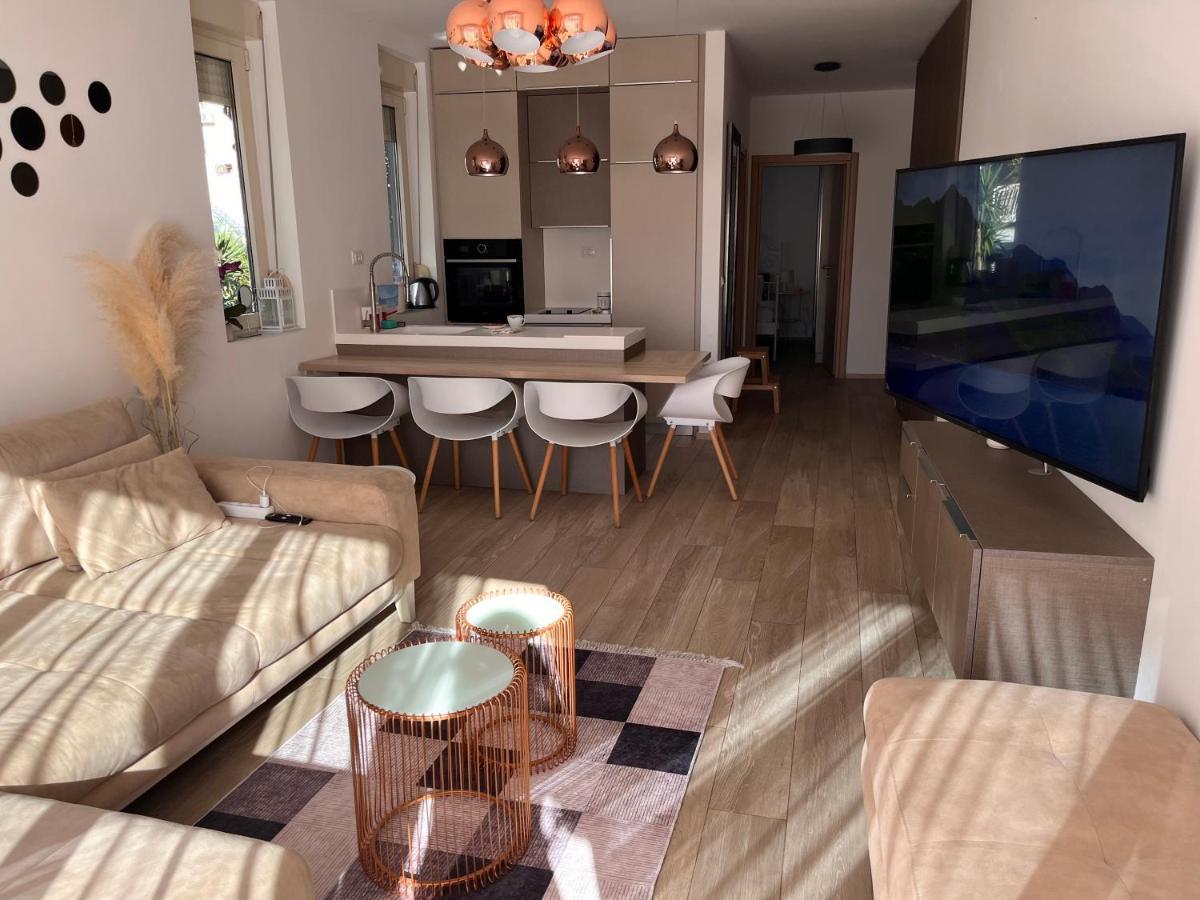 Atina Apartment, City Centre Budva ,Luxurious, Bright, Parking Экстерьер фото