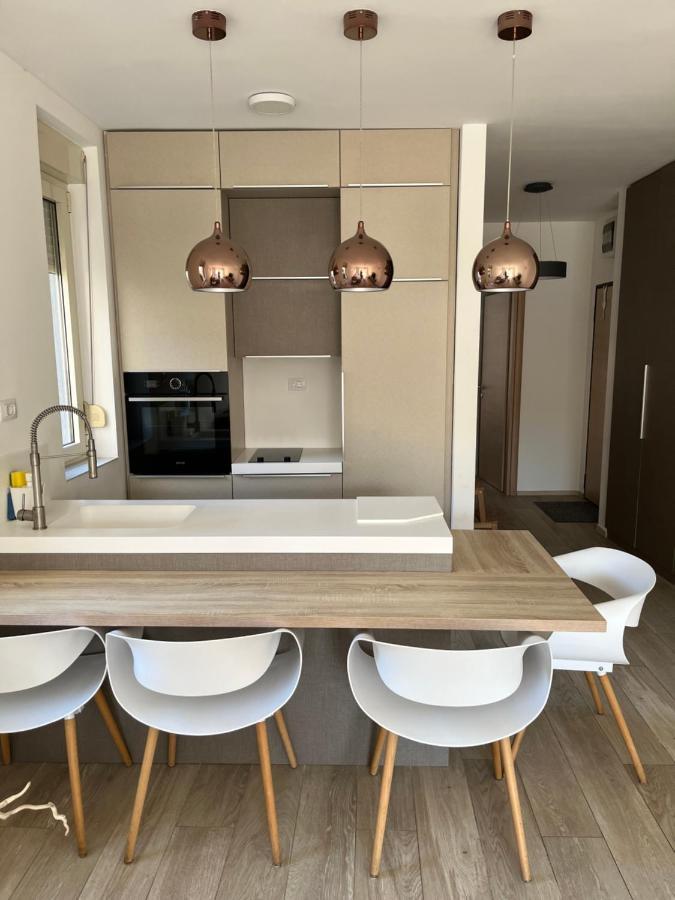 Atina Apartment, City Centre Budva ,Luxurious, Bright, Parking Экстерьер фото